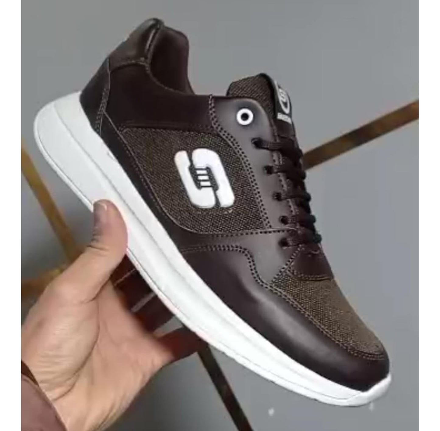 Skechers SKX-COMF-02