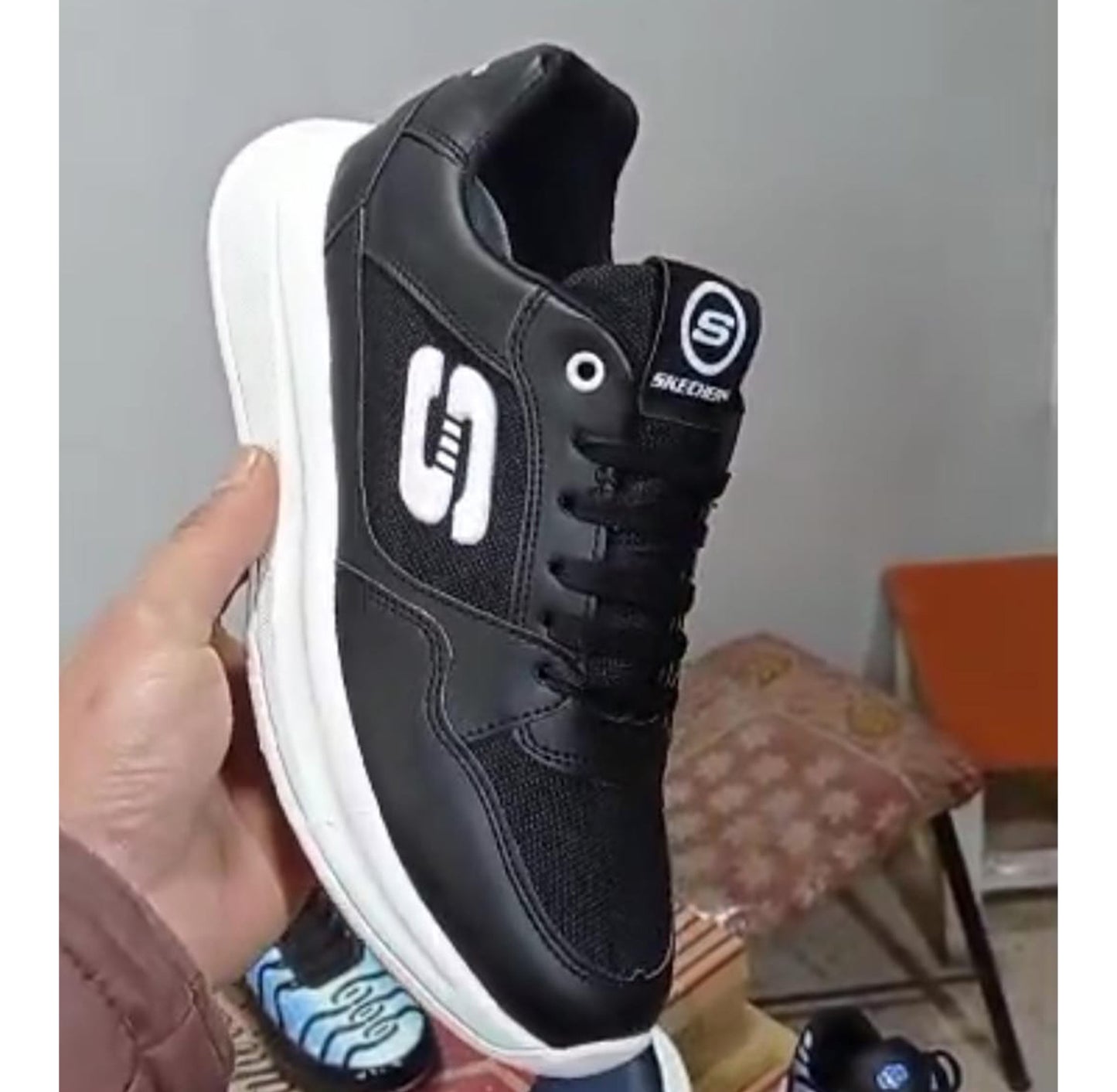 Skechers SKX-COMF-02